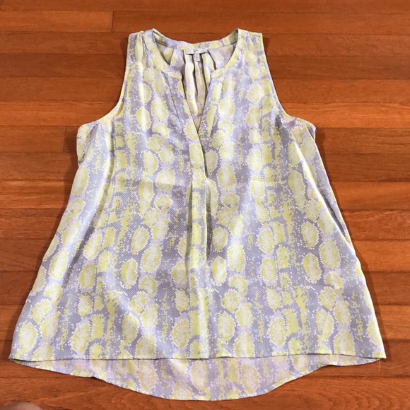 Joie sleeveless Python print blouse. EUC. - Picture 6 of 6